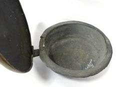 17TH CENTURY BED WARMER