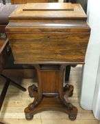 VICTORIAN ROSEWOOD TEAPOY