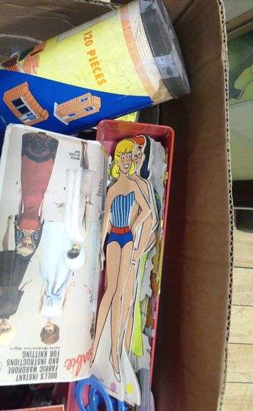 BOX LOT OF TOYS AND MODELS