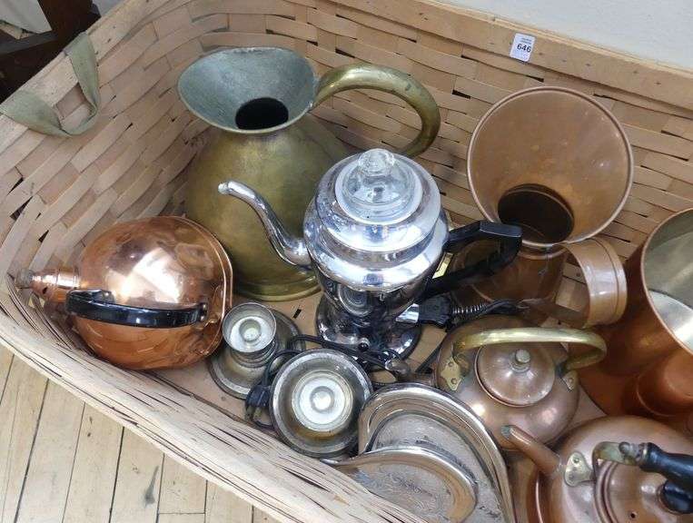 BASKET OF COPPER AND METAL WARE