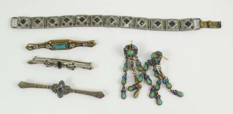 ART DECO PERIOD JEWELLERY