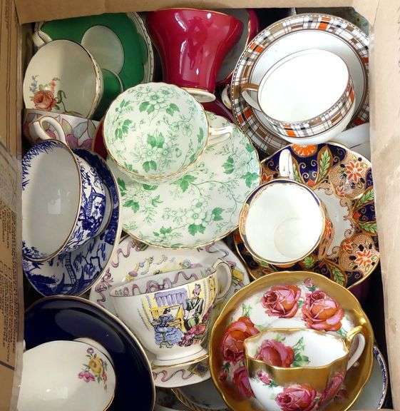 BOX LOT OF CUPS AND SAUCERS