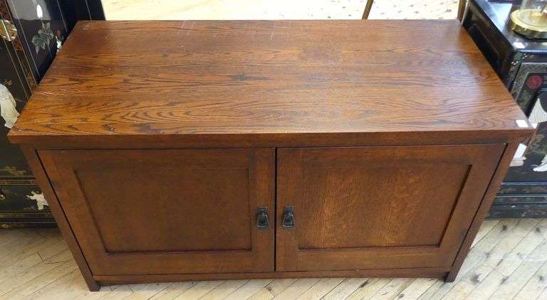 MISSION STYLE OAK T.V. CABINET