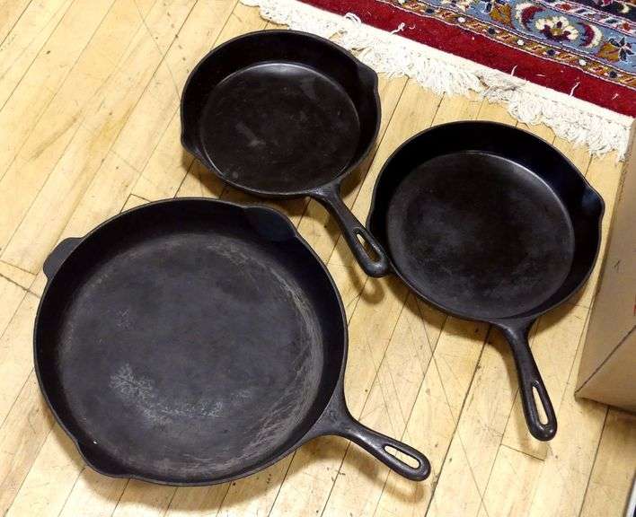 CAST IRON SKILLET AND FRY PANS