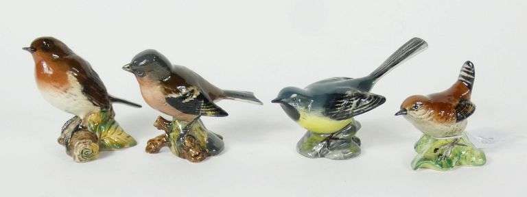 4 BESWICK BIRD FIGURINES