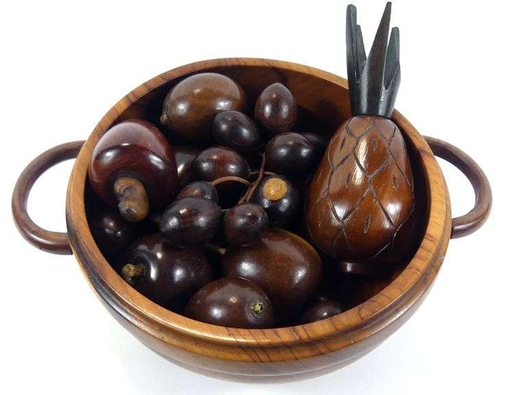 CARVED WOOD BOWL WITH FRUIT