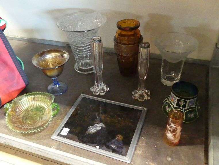 TEN PIECES OF ART GLASS