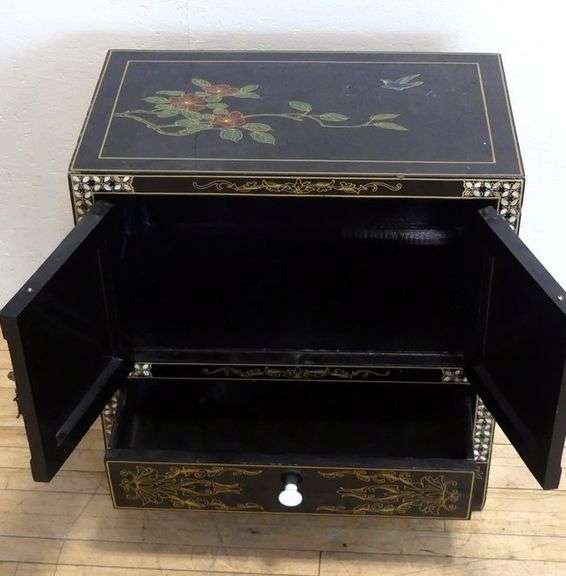 ASIAN LACQUER LAMP COMMODE