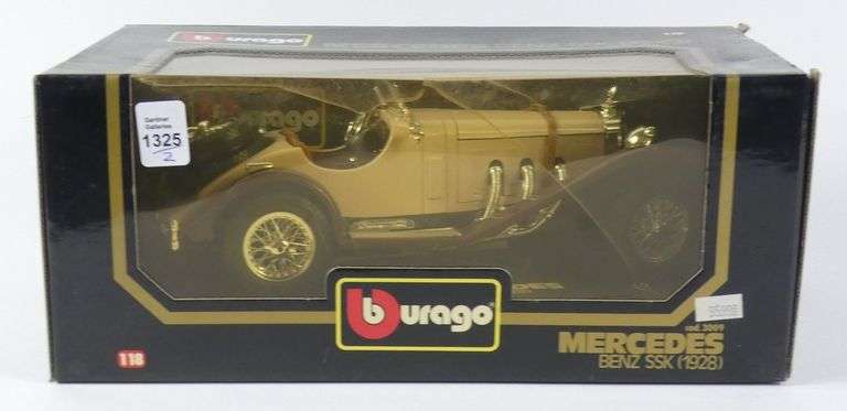 2 BBURAGO DIE-CAST CARS