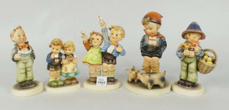5 HUMMEL FIGURINES