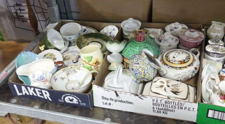 FOUR BOXES OF CHINA AND POTTERY