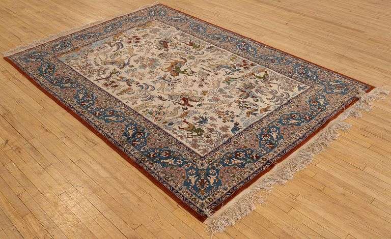 ESFAHAN RUG