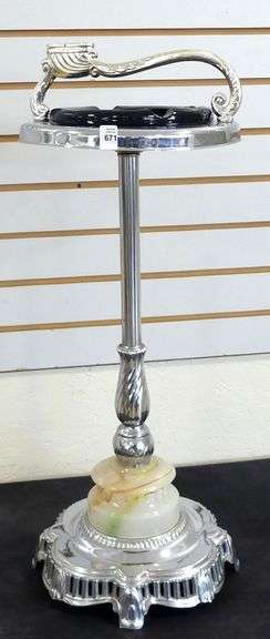 VINTAGE CHROME SMOKER'S STAND