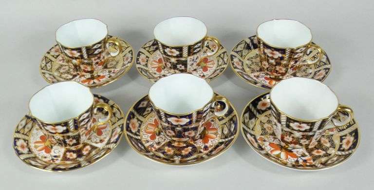 DERBY CUPS & SAUCERS