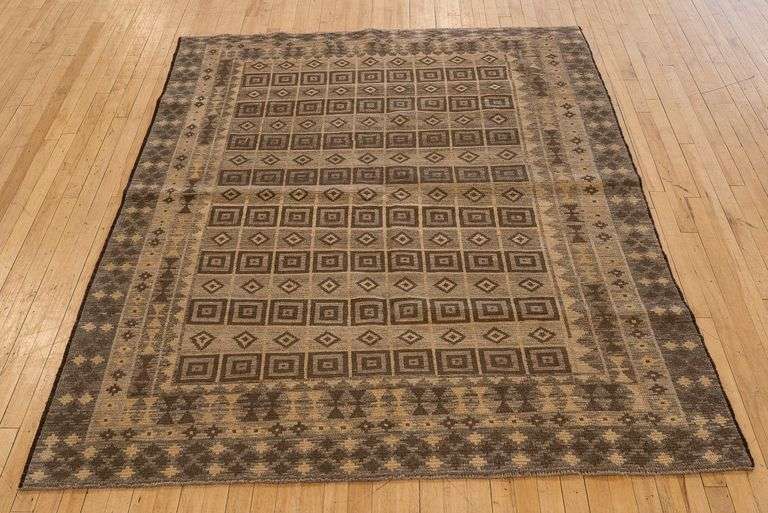 GABBEH RUG