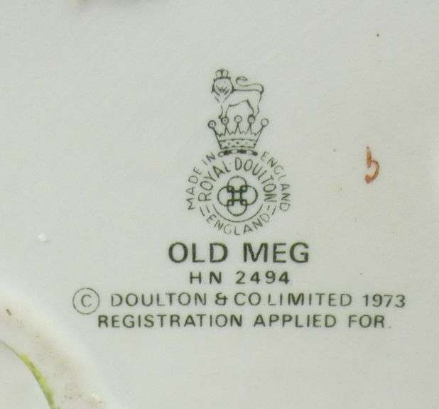 2 DOULTON FIGURINES & BOOK