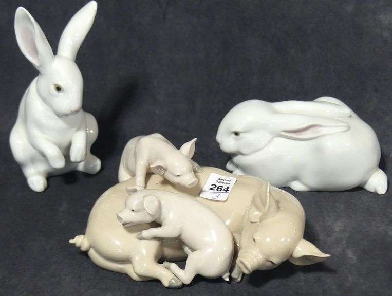 THREE LLADRO FIGURINES