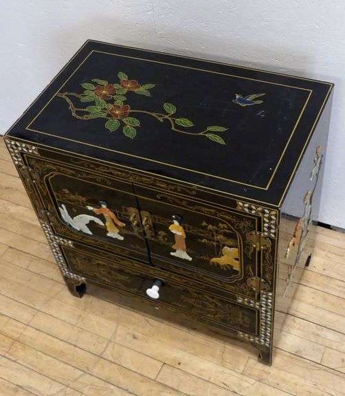 ASIAN LACQUER LAMP COMMODE
