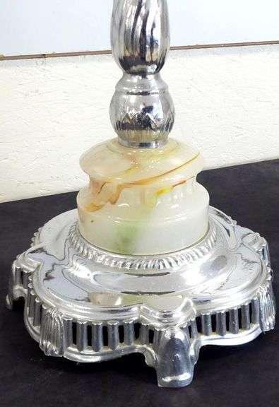 VINTAGE CHROME SMOKER'S STAND