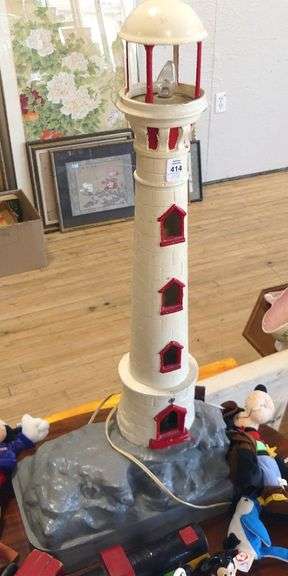 "LIGHTHOUSE" LAMP AND TOYS