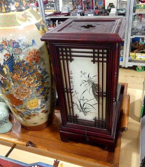 GROUP LOT OF ASIAN COLLECTIBLES