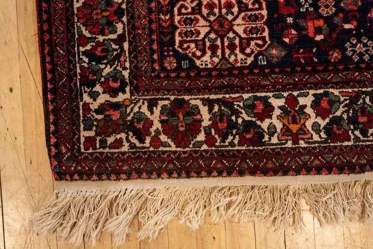 SHIRAZ RUG