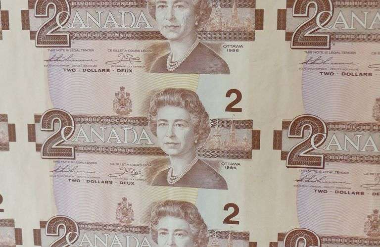UNCUT SHEET OF CANADIAN $2 BILLS
