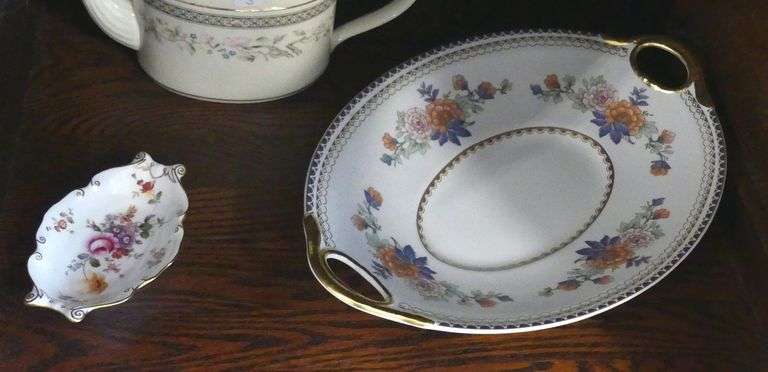KAISER, MINTON AND ROYAL CROWN DERBY