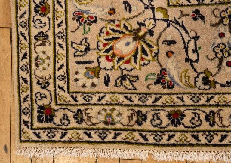 WHITE KASHAN CARPET