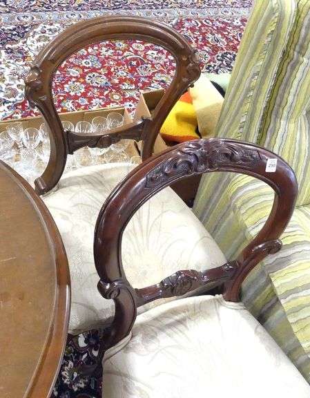 FOUR VICTORIAN SIDE CHAIRS