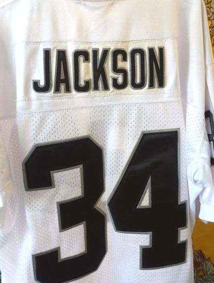 THREE SPORTS JERSEYS