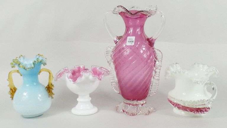 FOUR PIECES GLASS