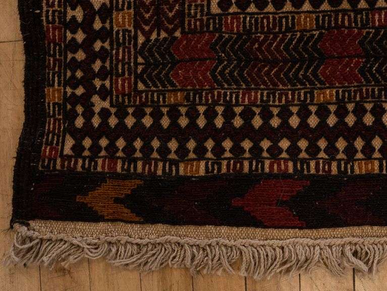 KILIM RUG
