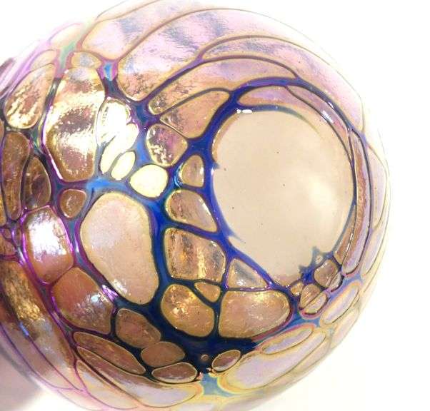 SKOOKUM STUDIO GLASS VASE