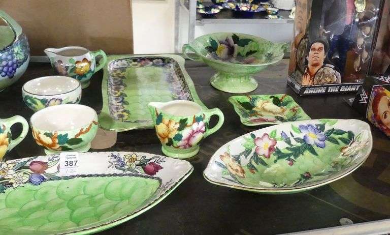 TWELVE PIECES OF MALING ART POTTERY