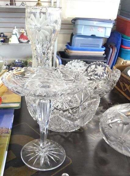 FIVE PIECES OF CUT CRYSTAL