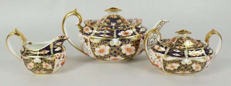DERBY THREE-PIECE TEA SERVICE