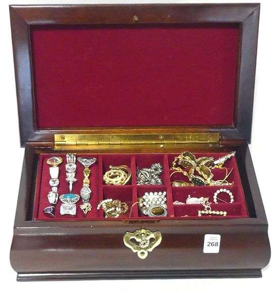 JEWELLERY BOX WITH CONTENTS