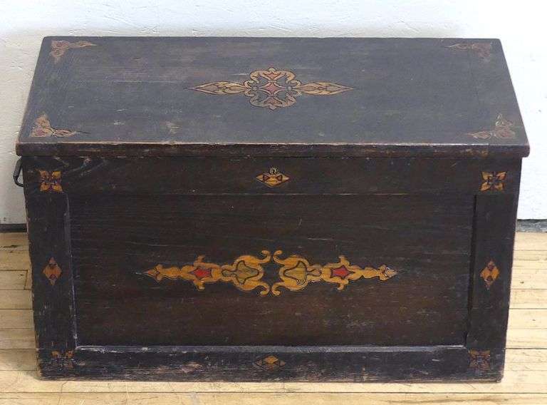 OAK STORAGE CHEST