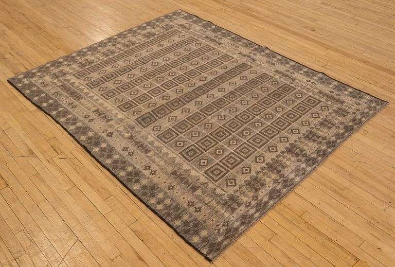 GABBEH RUG