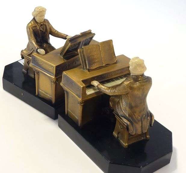 PAIR OF "BEETHOVEN" BOOKENDS