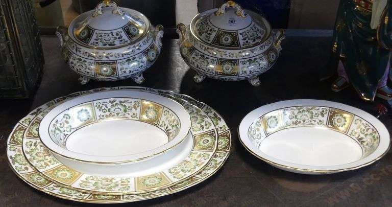 ROYAL CROWN DERBY "GREEN DERBY PANEL" SERVING PIECES