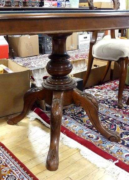 VICTORIAN PARLOUR TABLE