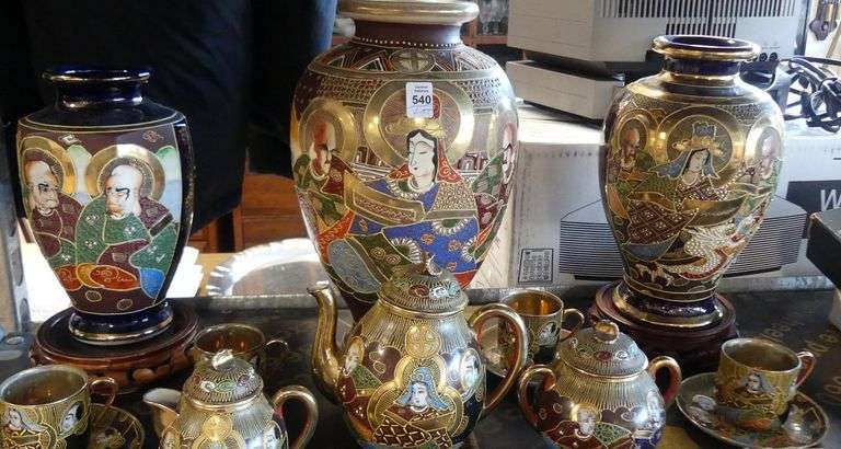 JAPANESE SATSUMA PORCELAIN