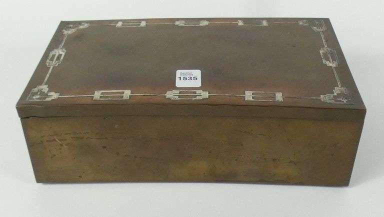 ARTS & CRAFT COPPER BOX