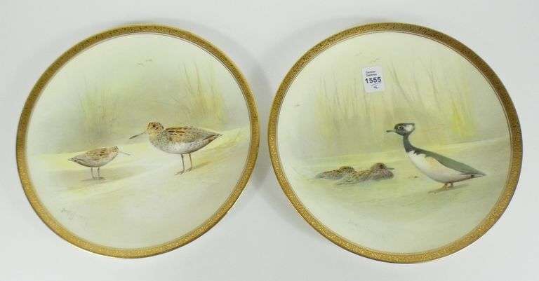 SET ROYAL DOULTON PLATES