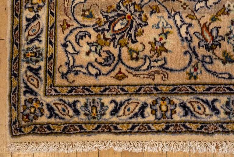 WHITE KASHAN CARPET