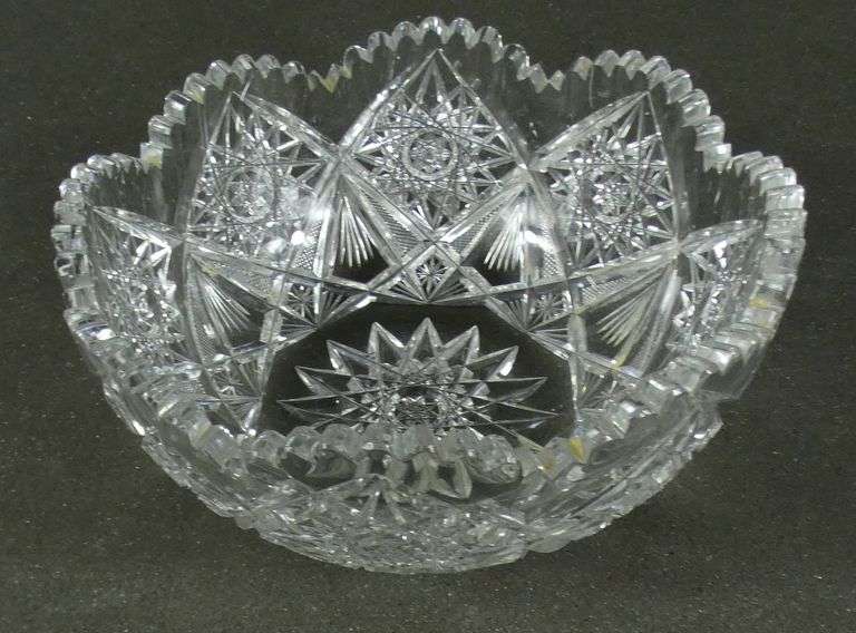 FOUR PIECES HAND-CUT CRYSTAL