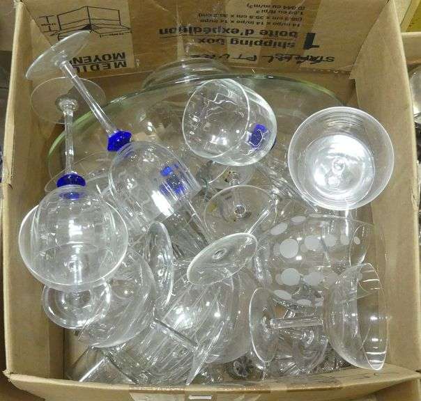 TWO BOX LOTS OF GLASS AND CRYSTAL