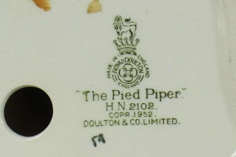 2 ROYAL DOULTON FIGURINES